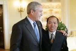 Li Baiguang z Georgem W Bushem