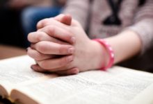 Modlitwa nad Biblia