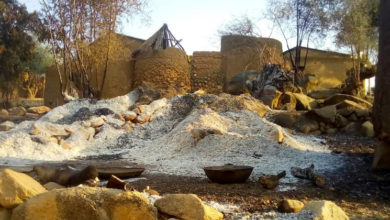 Budynki zniszczone przez Boko Haram w Kamerunie