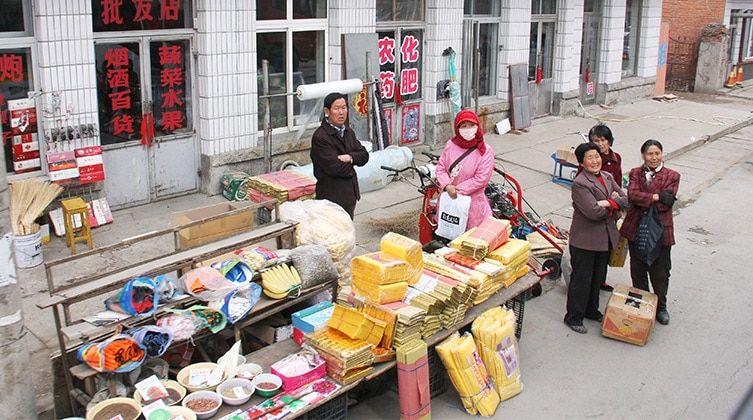 Handel uliczny w pobliżu chińskiej granicy