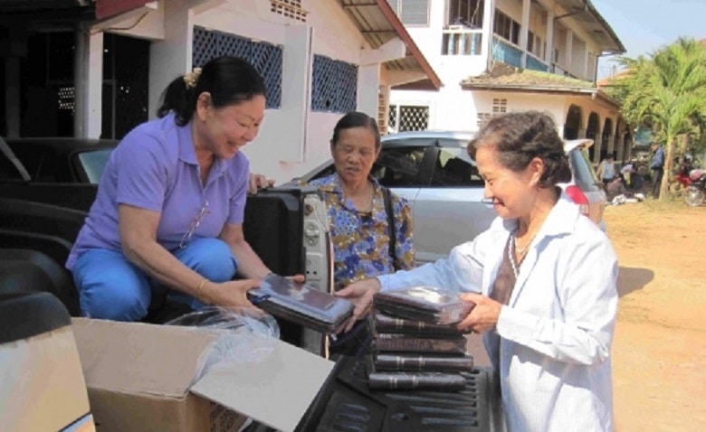 Dystrybucja Biblii w Laosie