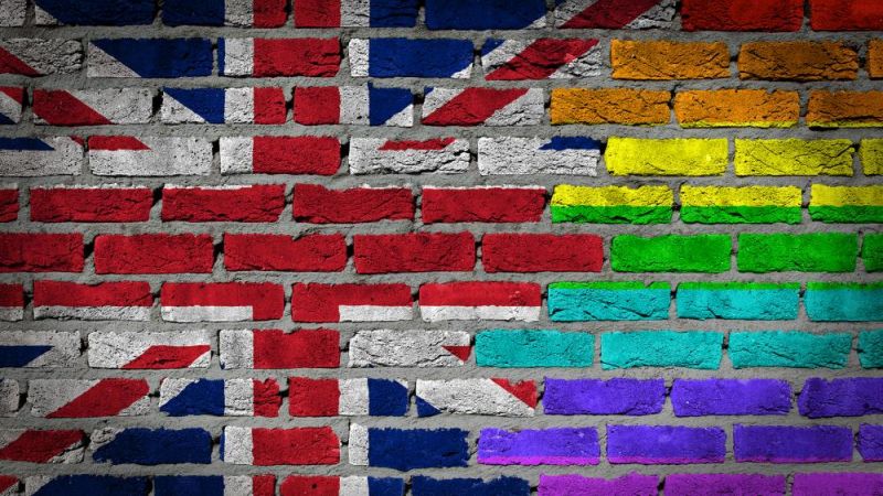 Kościół Anglii uczy czterolatki o przebierankach i pociągu homoseksualnym